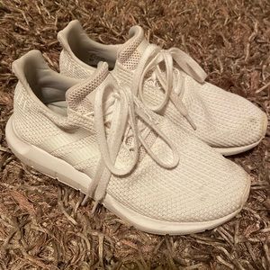 adidas Shoes - Womens White Adidas Shoes adidas Shoes - Womens White Adidas Shoes